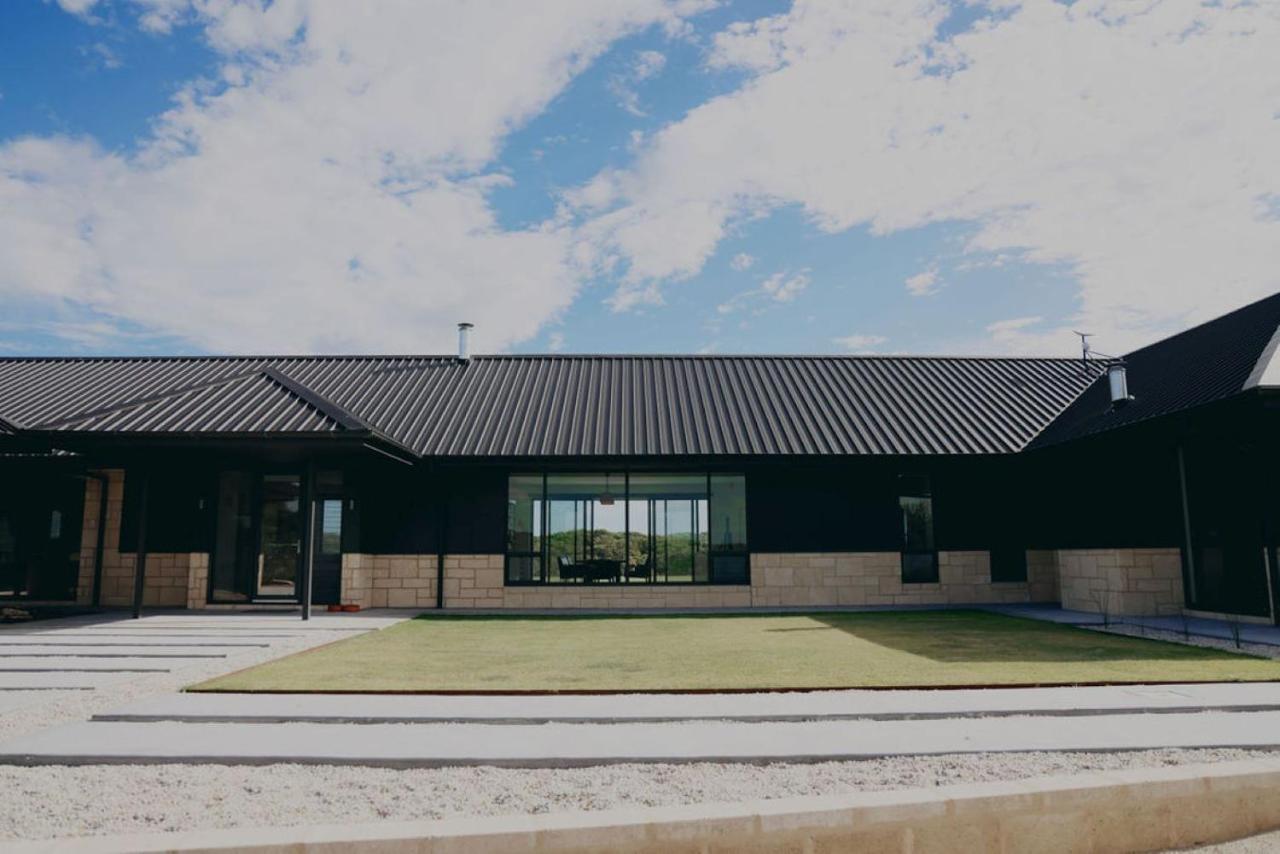 Stony Rise Lodge ローブ エクステリア 写真
